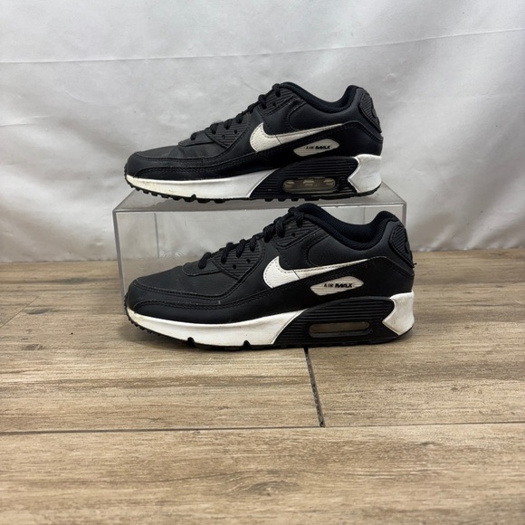 Nike‎ Shoes Youth 6 Air Max 90 LTR Sneakers Black Leather Round Toe CD6864-010 - Picture 1 of 9